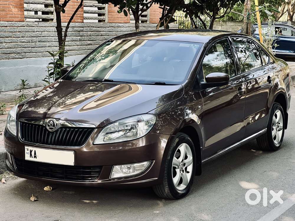 Skoda Rapid 1.5 TDI AT Ambition, 2015, Diesel