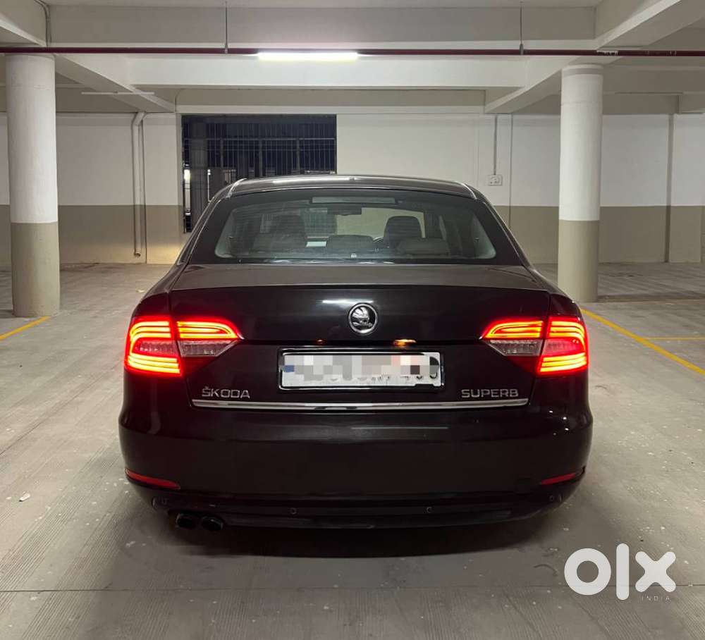 Skoda Superb 2.5 Elegance Tdi At, 2015, Diesel