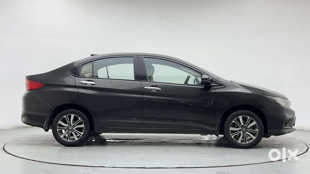 Honda City I-vtec V, 2017, Petrol