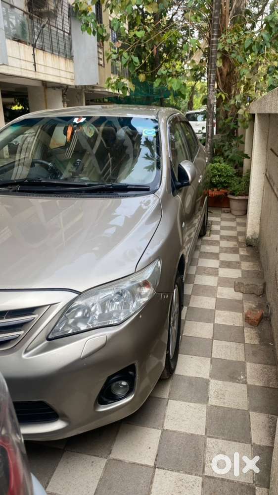 Toyota Corolla Altis 2011