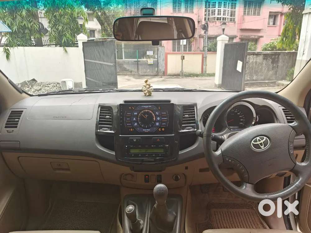 Toyota Fortuner 2011 Diesel Well Maintained