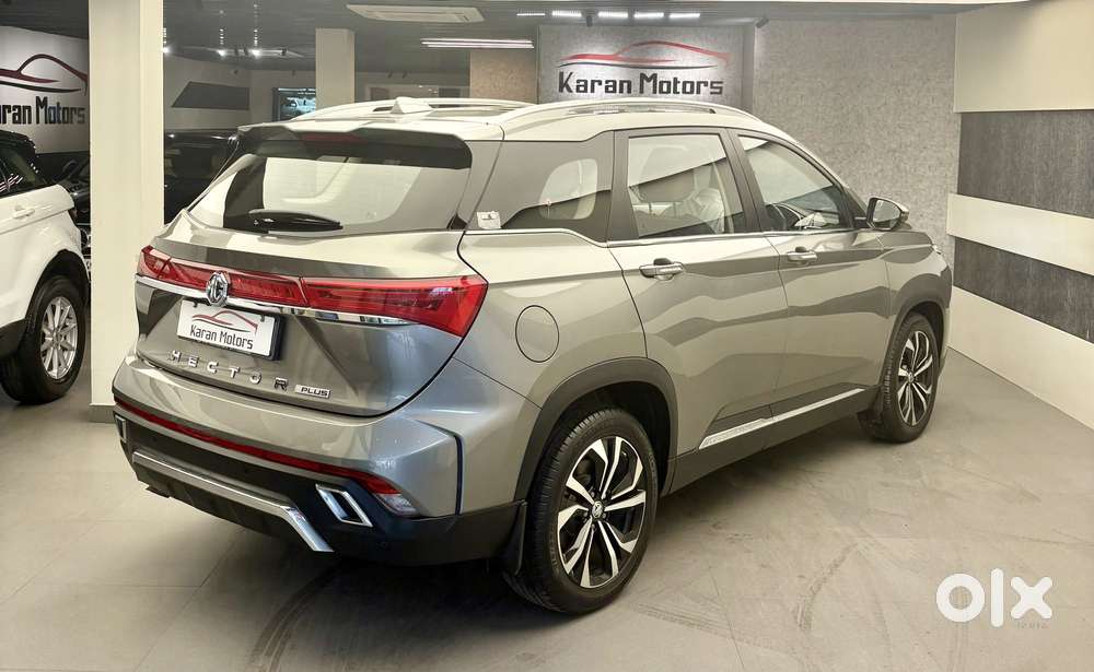 Mg Hector Plus Sharp Pro 1.5 Turbo Petrol Cvt 7 Str, 2023, Petrol