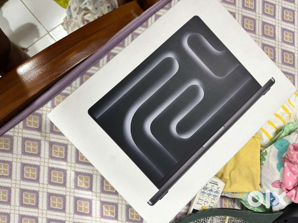 Apple MacbookPro M4 less than 1 year 16 GB and 512 GB RAM ROM