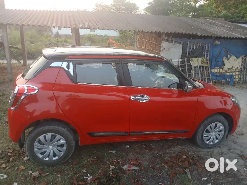 Maruti Suzuki New-gen Swift 2023 Petrol 16500 Km Driven