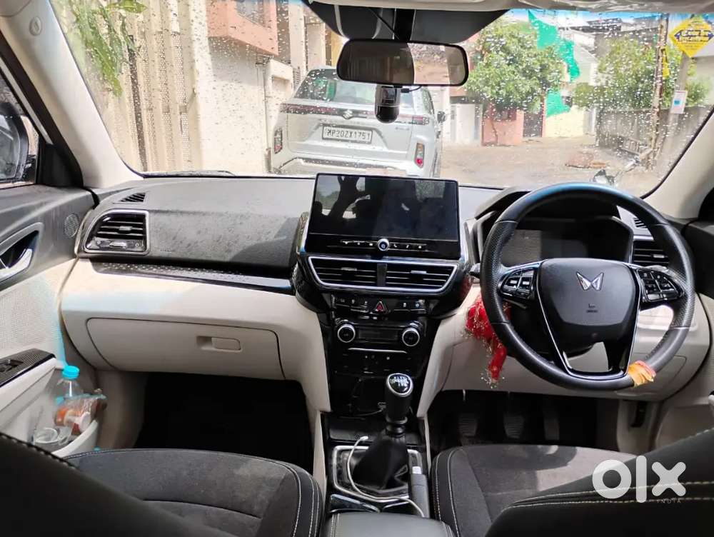 Mahindra Xuv 3xo Petrol 2024