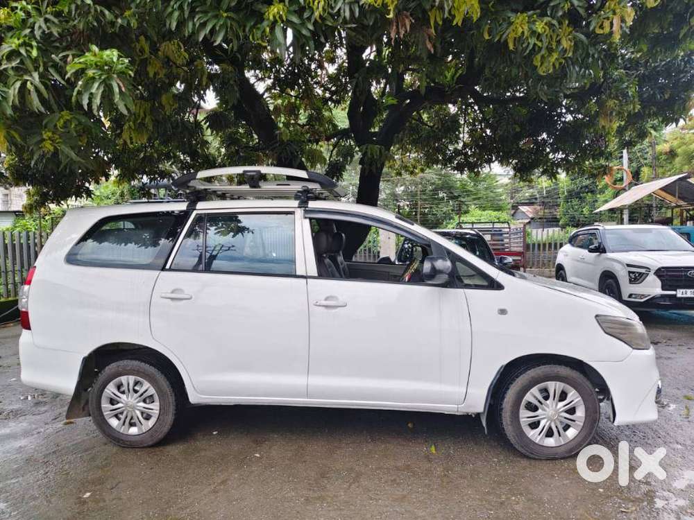 Toyota Innova 2.5 G (diesel) 8 Seater, 2014, Diesel