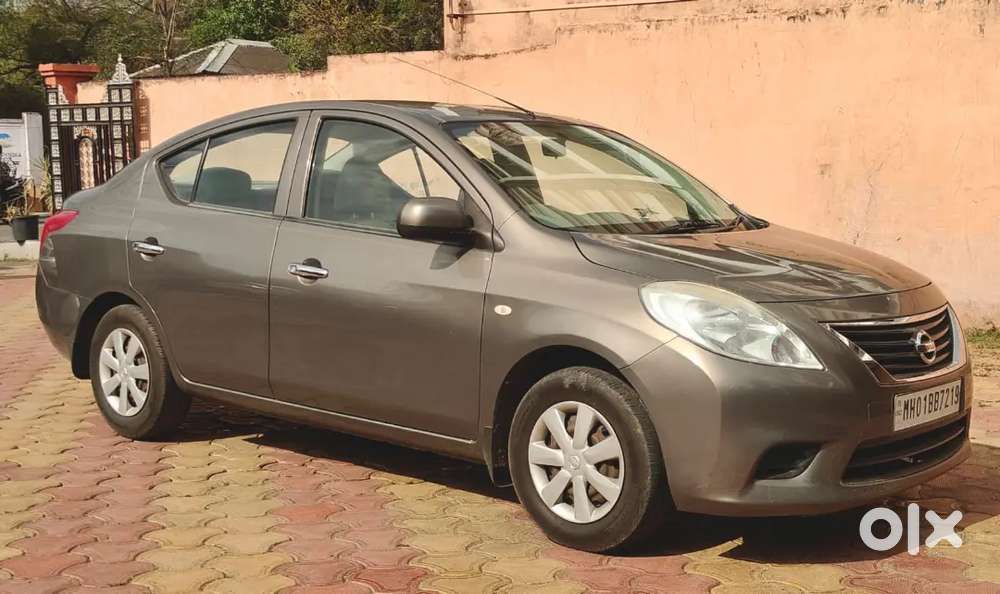 Nissan Sunny Petrol 2012
