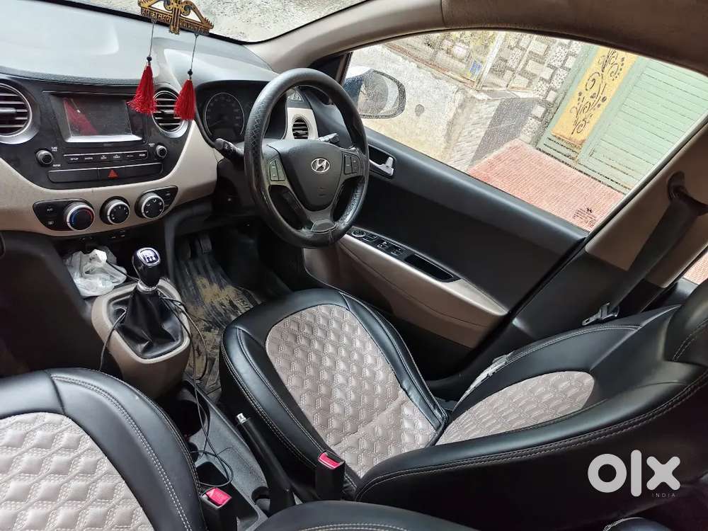 Hyundai Grand I10 Sportz 2017 Variant