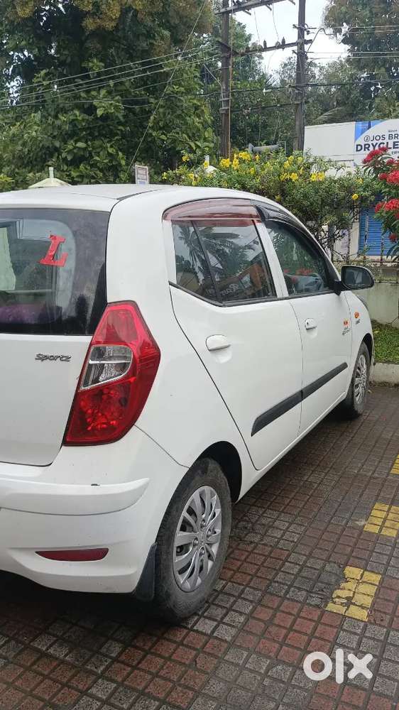 Hyundai I10 Sportz 2014 Model