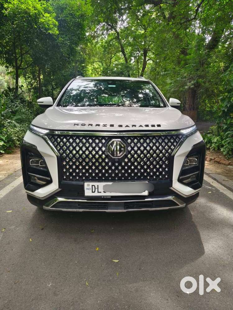 Mg Hector Plus Sharp Pro 1.5 Turbo Petrol Cvt 6 Str, 2023, Petrol
