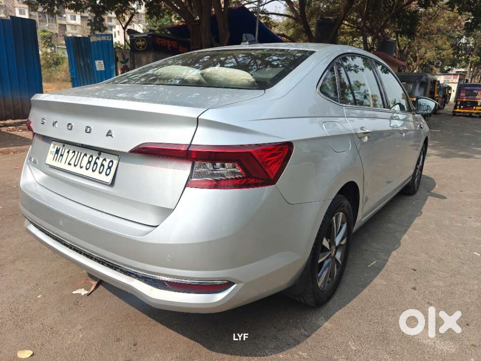 Skoda Slavia Style 1.0l Tsi Mt, 2022, Petrol