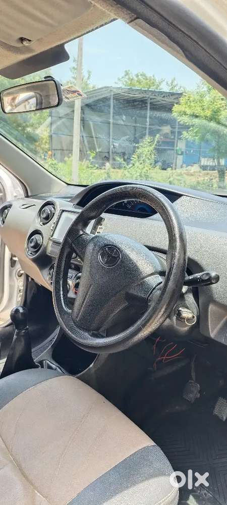 Toyota Etios 1.5 G 2014