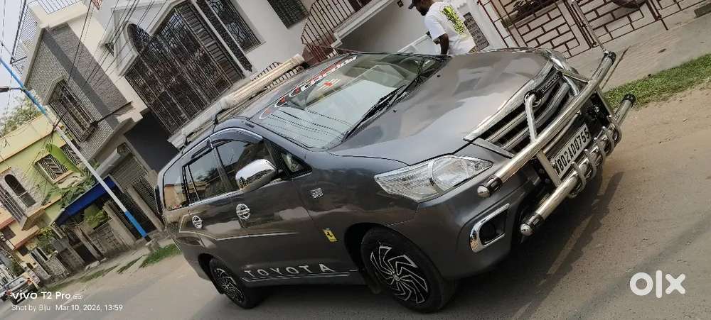 Toyota Innova 2013 Diesel 89000 Km Driven