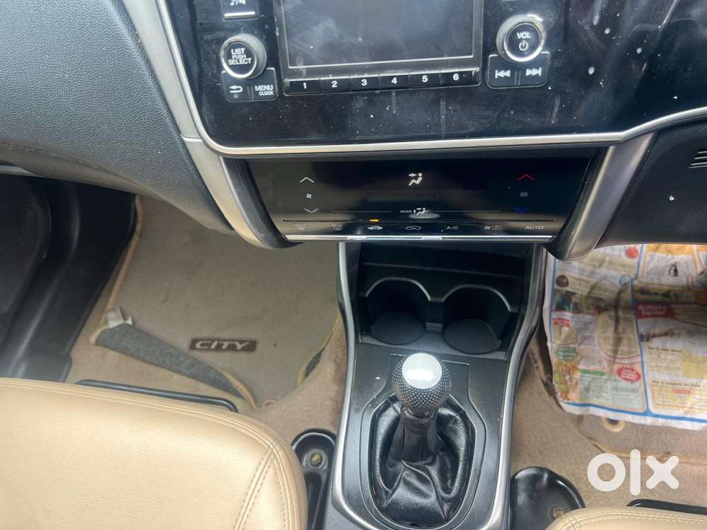 Honda City V Mt, 2015, Petrol
