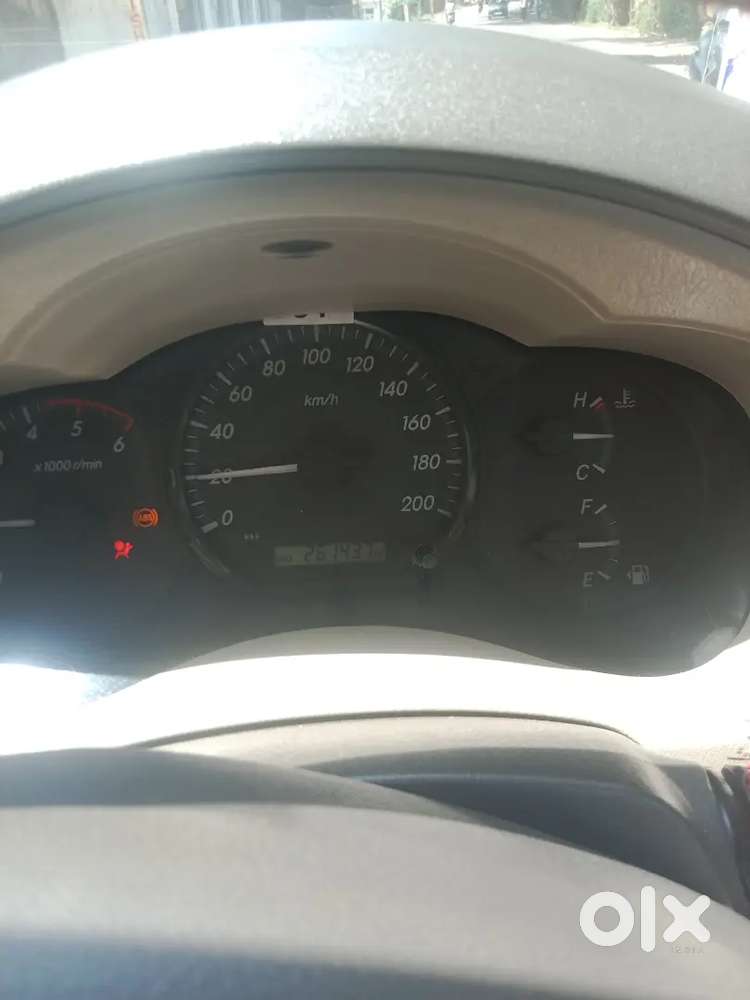 Toyota Innova 2.5 G 2012