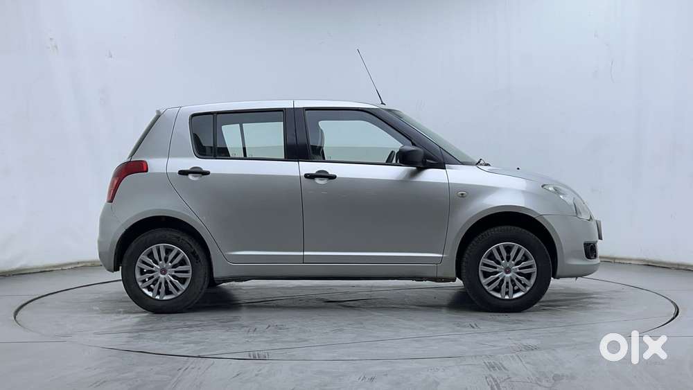 Maruti Suzuki Swift 2004-2010 Vxi Bsiv, 2011, Petrol