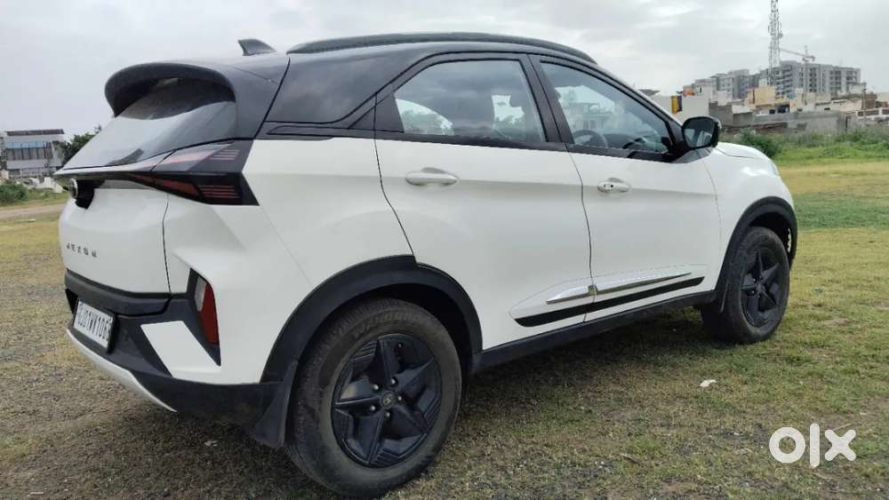 Tata Nexon Creative Plus 1.2 Revotron Petrol 6 Amt, 2024, Petrol