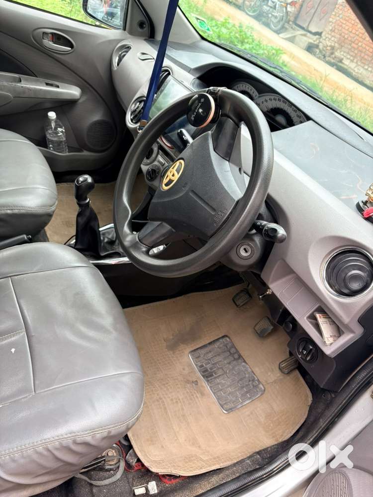 Toyota Etios 2011 Petrol Well Maintained