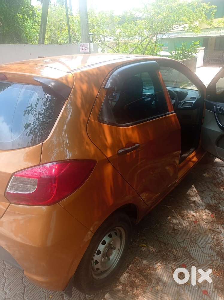 Tata Tiago Petrol 2017