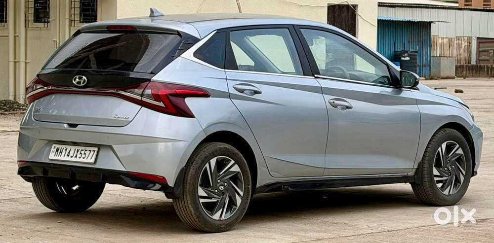 Hyundai I20 Sportz 1.2 Mt Dual Tone, 2022, Petrol