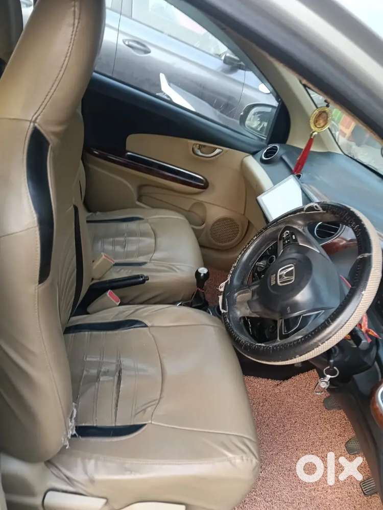 Honda Mobilio 2015 Diesel 80000 Km Driven