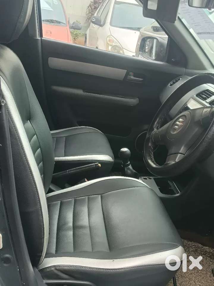 Maruti Suzuki Swift Vxi, 2010, Petrol