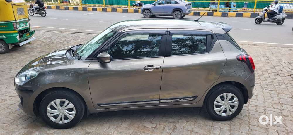 Maruti Suzuki Swift Vxi Optional, 2022, Petrol