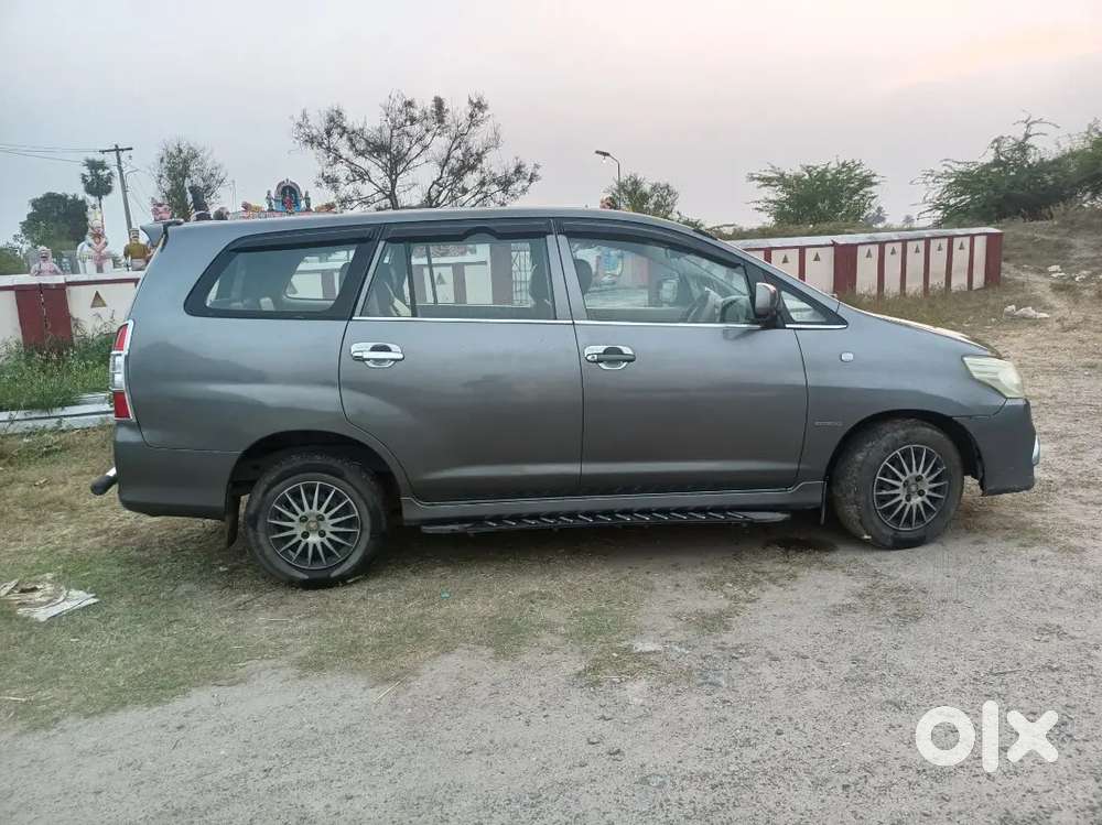 Toyota Innova 2012 Diesel 195000 Km Driven Available For Sale