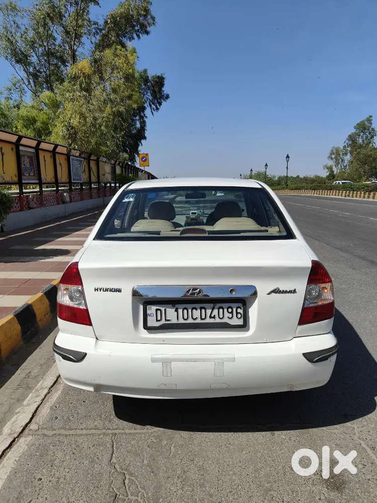 Hyundai Accent 2012 Executive Cng
