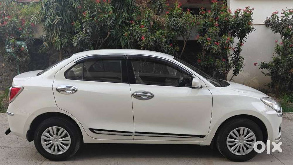 Maruti Suzuki Dzire 1.2 Vxi, 2018, Petrol