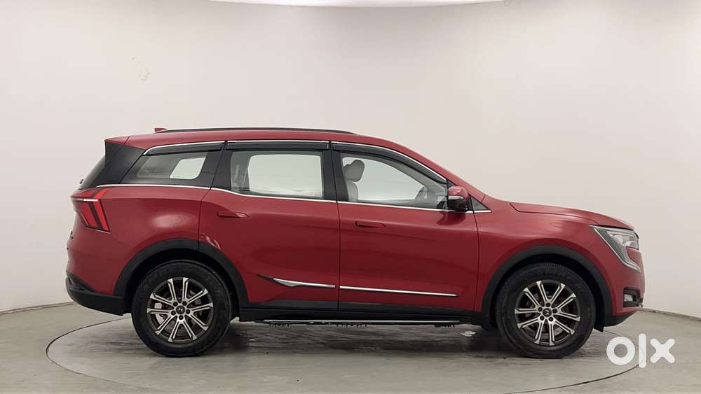 Mahindra Xuv700 2.0 Ax 7 Petrol At Luxury Pack Str, 2021, Petrol