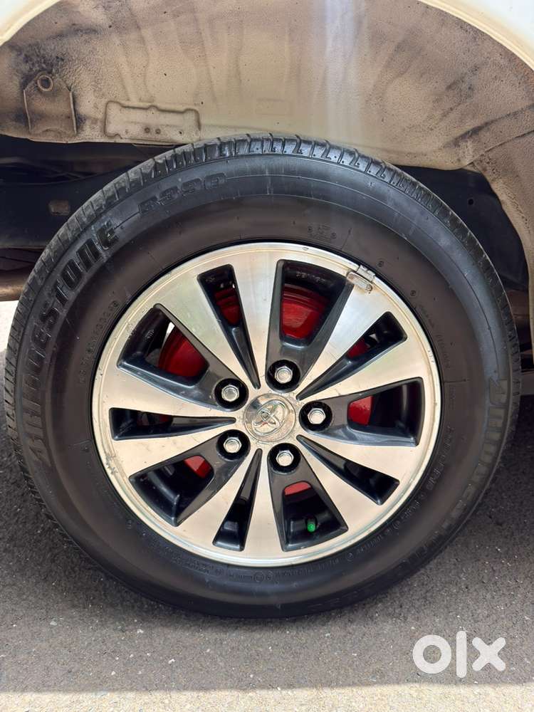 Toyota Innova Diesel 2015