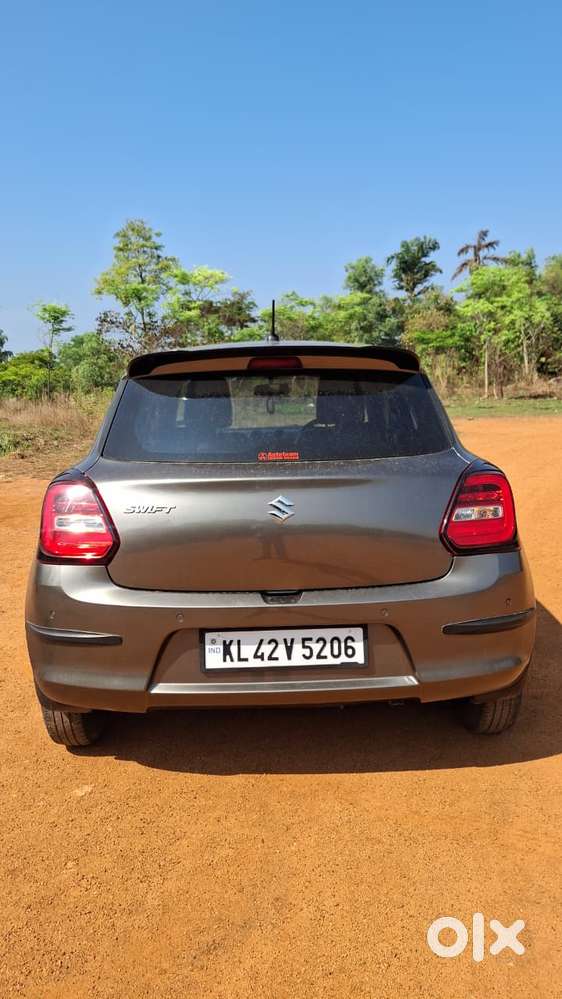 Maruti Suzuki Swift Vxi Optional, 2023, Petrol
