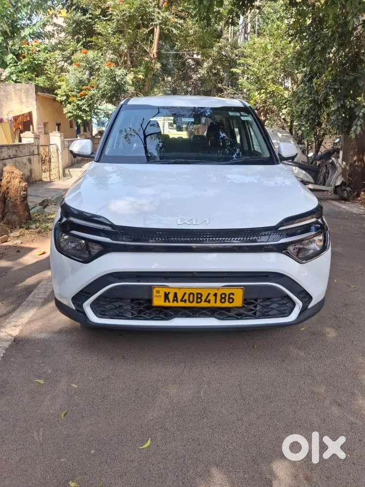 Kia Carens 2023 Diesel Well Maintained