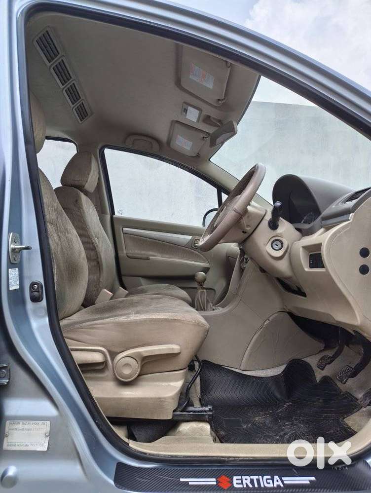 Maruti Suzuki Ertiga Zxi, 2013, Petrol