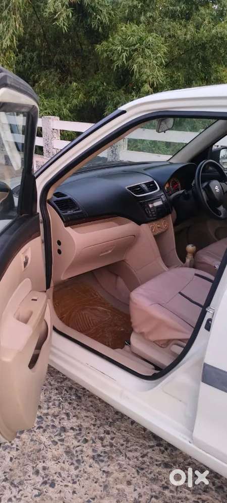 Maruti Suzuki Dzire 2014 Petrol 42000 Km Driven