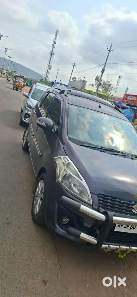 Maruti Suzuki Ertiga 2013