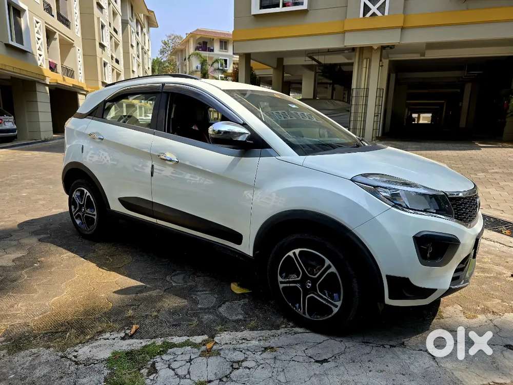 Tata Nexon 2018 Petrol 37900 Km Driven