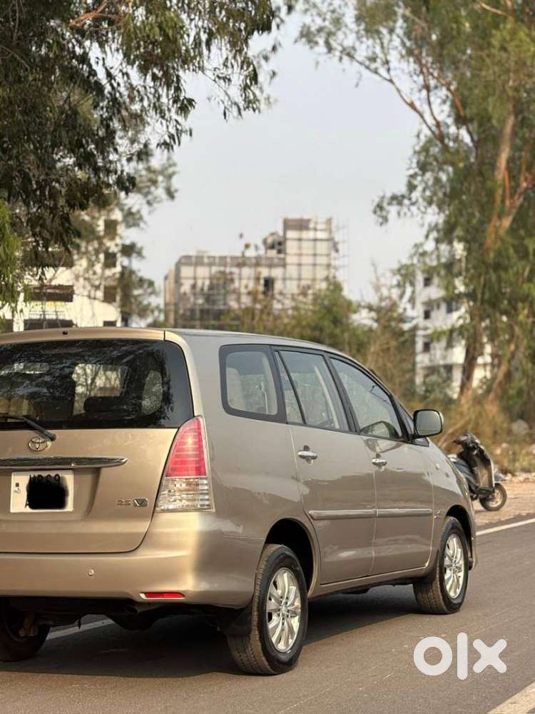 Toyota Innova 2.5 V 7 Str, 2012, Diesel