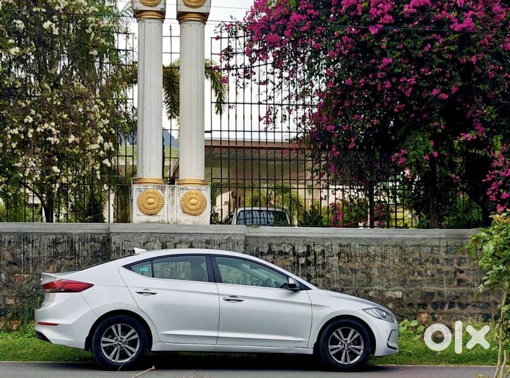 Hyundai Elantra 1.6 SX, 2017, Petrol