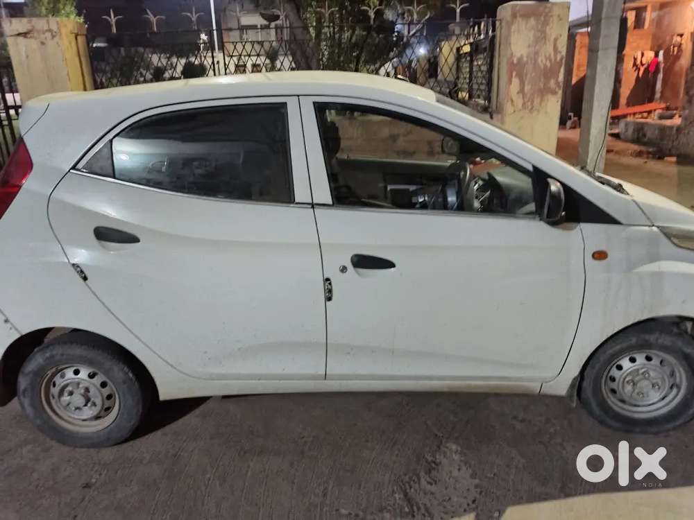Hyundai Eon 2015 Lpg 112000 Km Driven