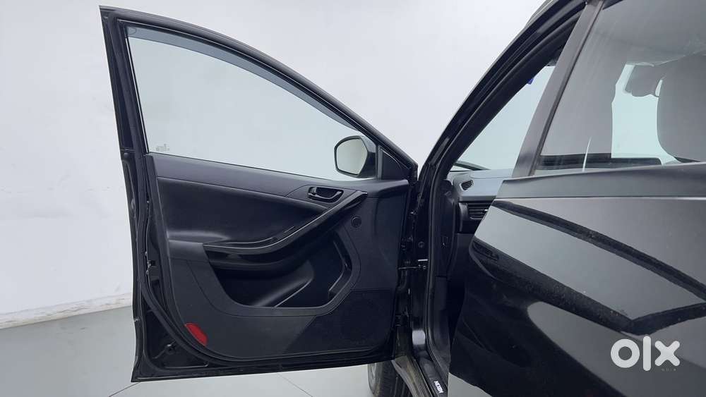 Tata Nexon 1.2 Revotron Xz Plus (o) Dark Edition, 2022, Petrol