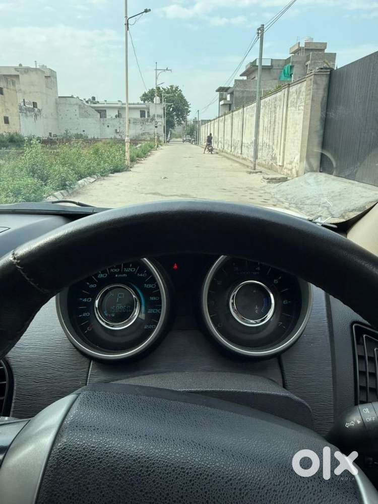 Mahindra Xuv500 2016 Diesel Well Maintained