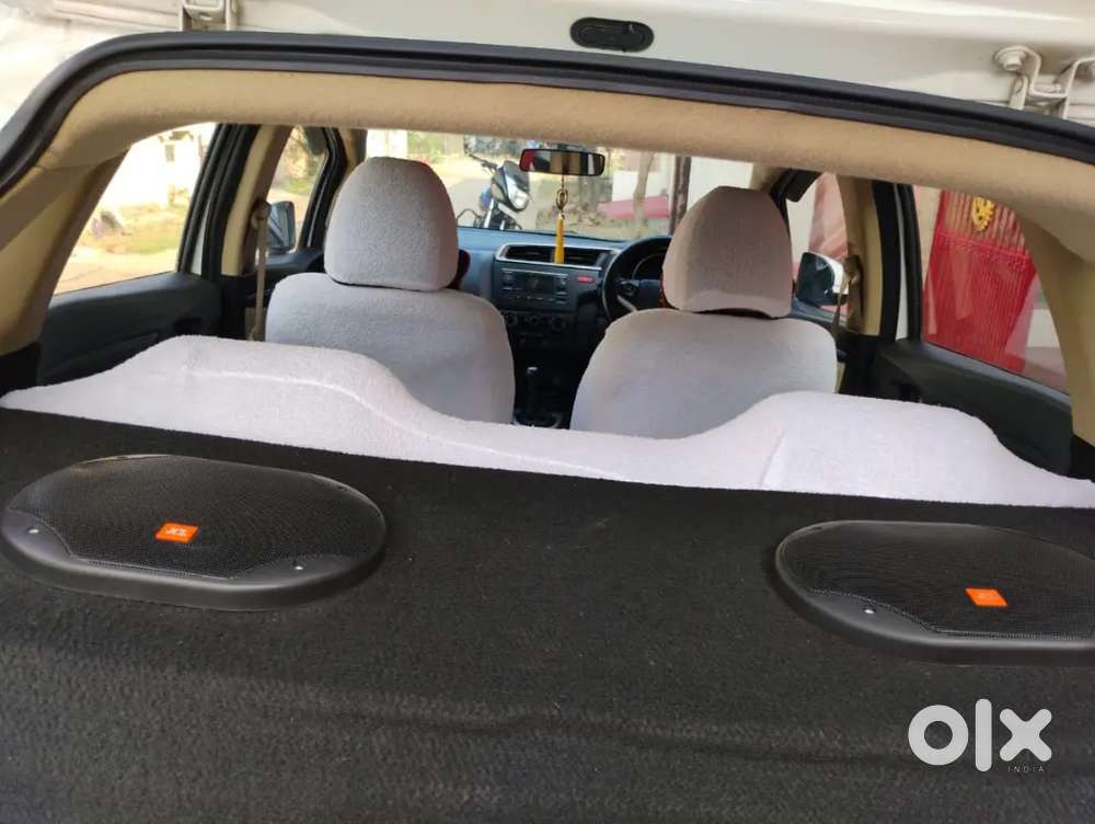 Honda Jazz 1.5 S 2015 28 Kmpl Mileage