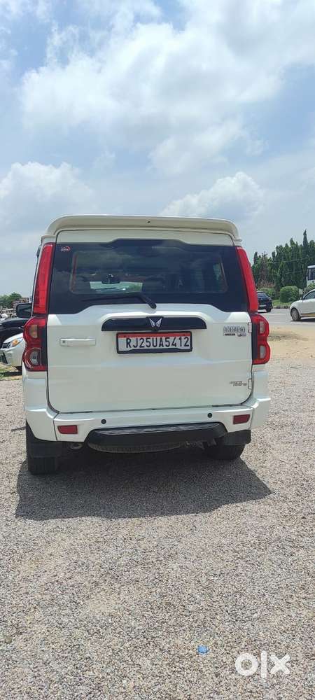 Mahindra Scorpio Classic 2.2 S 11 Mt 7 Str, 2023, Diesel