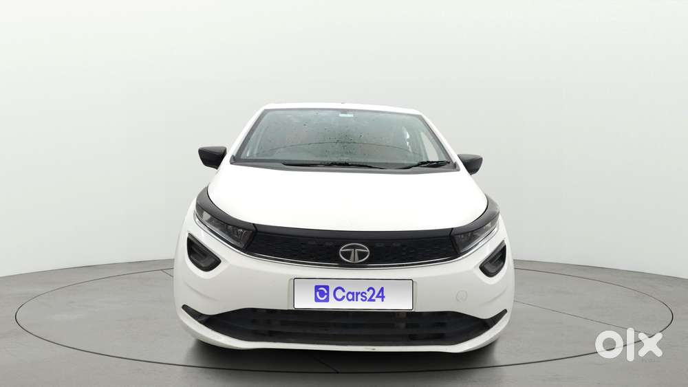 Tata Altroz 1.2 Xe, 2020, Petrol