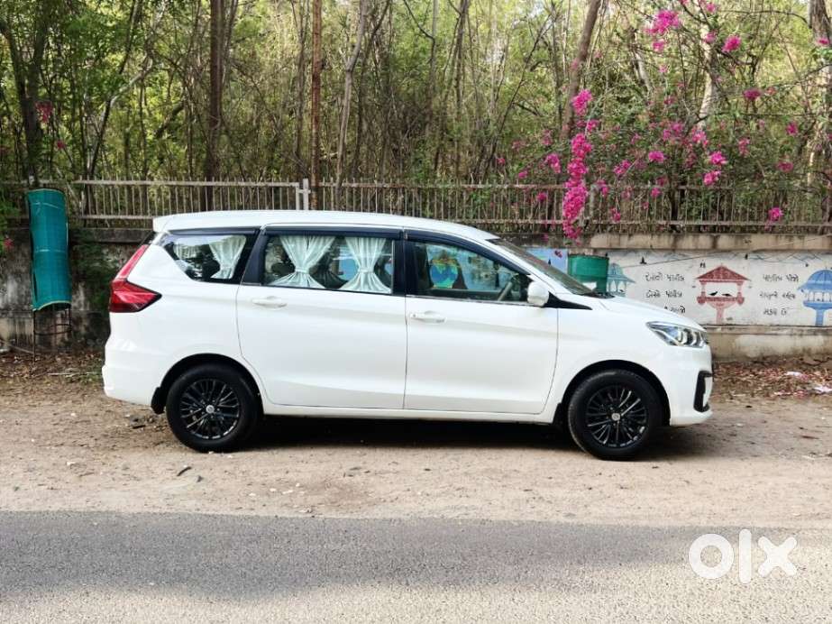Maruti Suzuki Ertiga 1.5 Vxi, 2021, Petrol