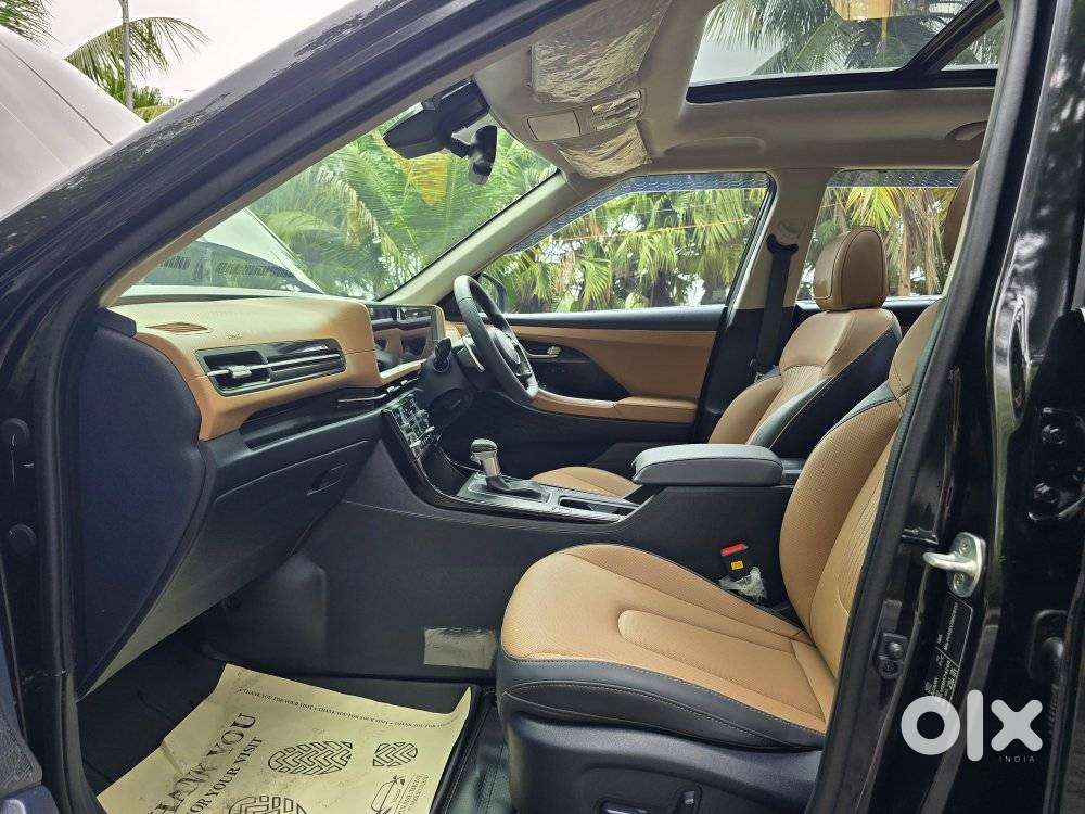 Hyundai Alcazar Signature 1.5 Petrol Dct 7str, 2025, Petrol