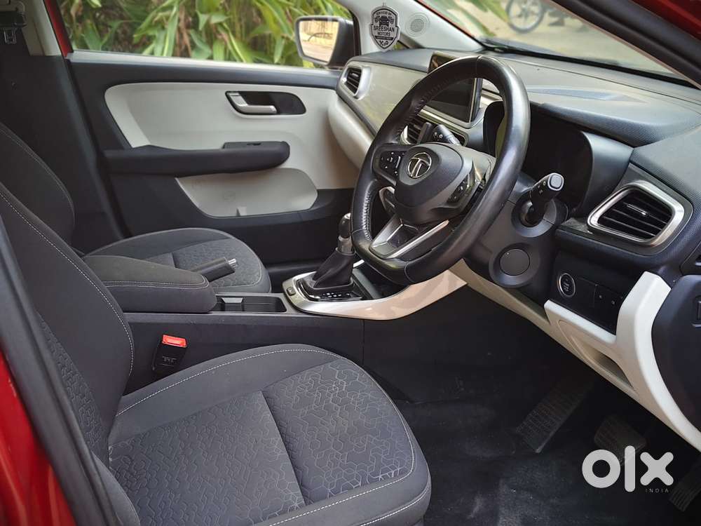 Tata Altroz 1.2 Xz Plus Petrol, 2025, Petrol