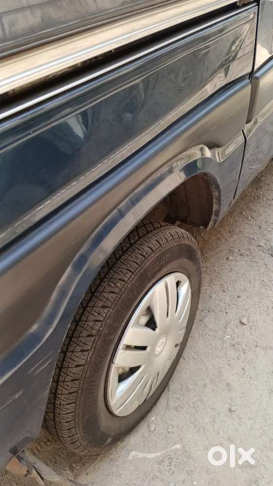 Maruti Omni Van Blue Color 5 Setter